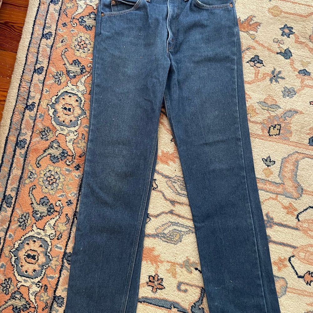 Levi's 31x34 - Picture 5 of 9